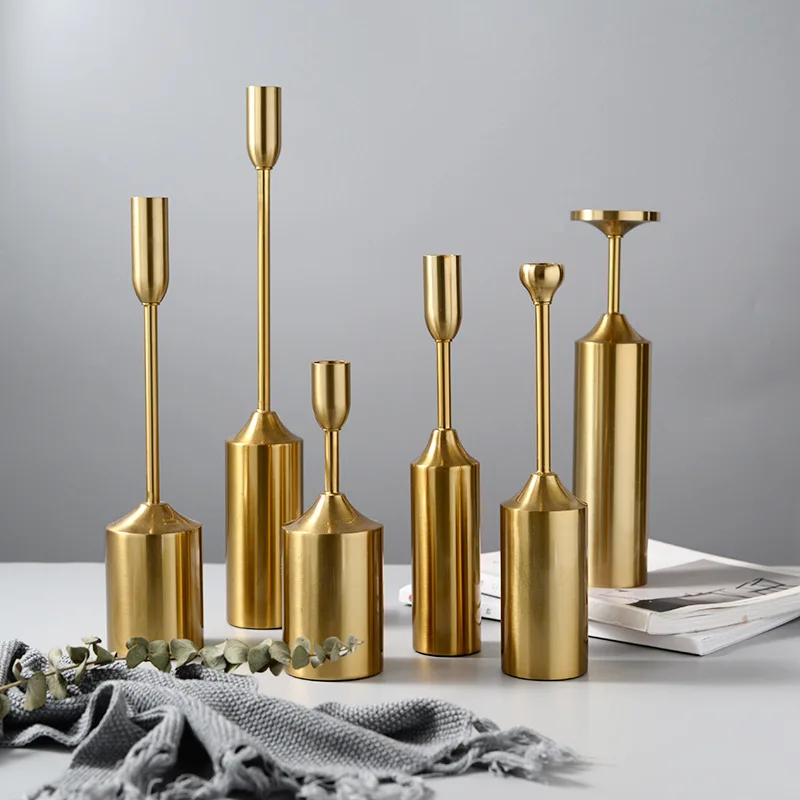 

Nordic Gold-plated Candleholder European Light Luxury Metal Crafts Six Pieces Candlestick Ornament Figurines Antique Home Decor