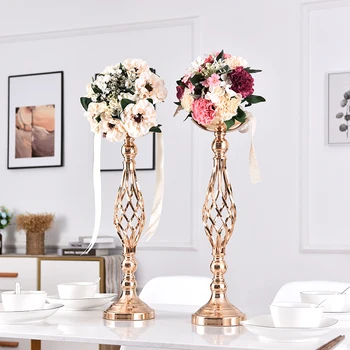 

Creative Hollow Gold Metal Candle Holder Wedding Table Centerpiece Flower Vase Rack Home Hotel Road Lead Decor