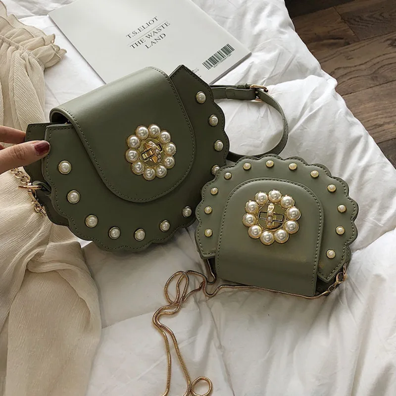 

Small Pearl Rivets Crossbody Bags For Women Chain Shoulder Bag Luxury PU Leather Women Handbags Solid Color Ladies Hand Bag 2020