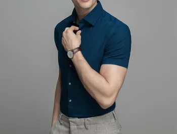 

2019 summer men's short-sleeved shirt Slim business wear free hot men's shirt short sleeve