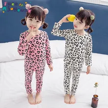 Весенне-осенний Пижамный комплект для маленьких мальчиков и девочек от 1 до 6 лет, детская Ночная сорочка с леопардовым принтом, одежда для отдыха хлопковое вечернее платье для девочек