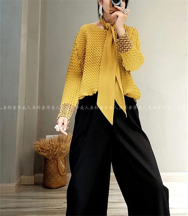 Miyake fold новая весенняя и осенняя Корейская версия свободная строчка рубашка Женский дизайн чувство ниши Большой размер с длинными рукавами футболка