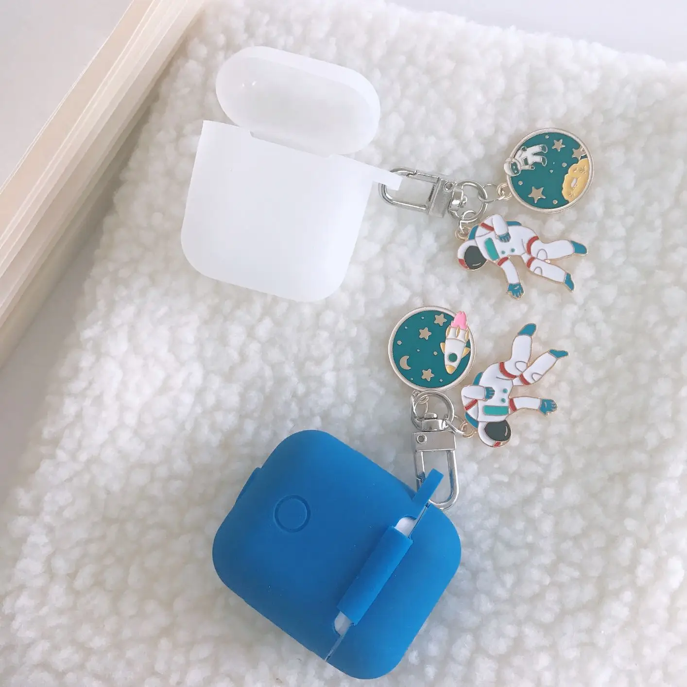 Чехол для Airpods мультяшный кулон силиконовый материал для Apple Airpods чехол для зарядки коробка с подвеской астронавта