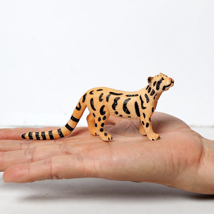 plastic safari animal figurines