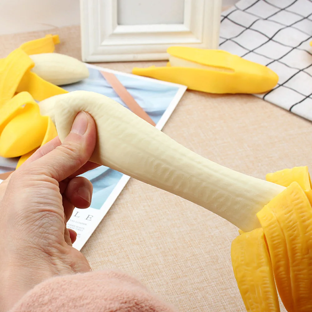 Tanie Śliczne parodia Peeling Banana Squish zabawki typu Fidget antystresowy Stress Relief dekompresji wycisnąć Prank sklep