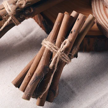 

21pcs Christmas Wooden Sticks Pine Cones Wood Slices DIY Flower Arrangement