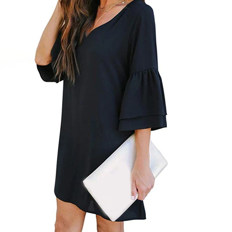 Милое женское платье с v-образным вырезом и рукавами-колокольчиками мини-платье