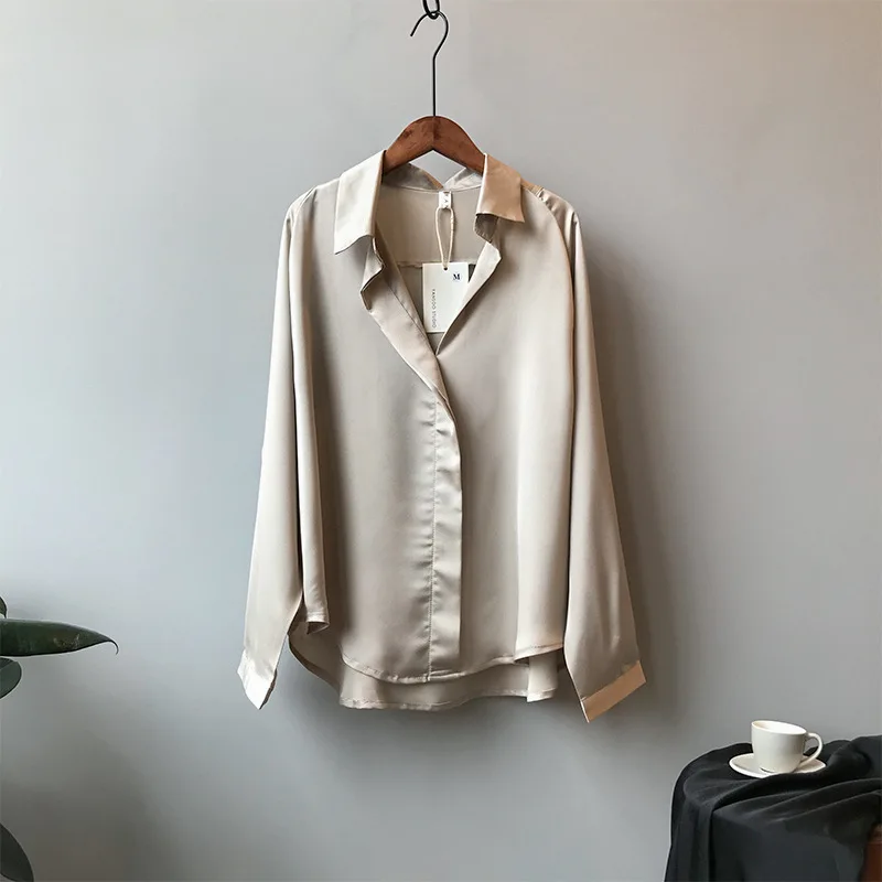 Новинка, элегантная однотонная атласная блузка, Женская Повседневная рубашка с длинным рукавом, Женская Офисная Свободная блузка с отложным воротником, туника, блузы