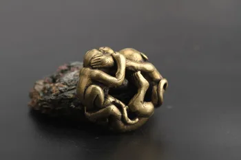 

Sanbuhou bronze key chain pendant car pendant handlebar art collection