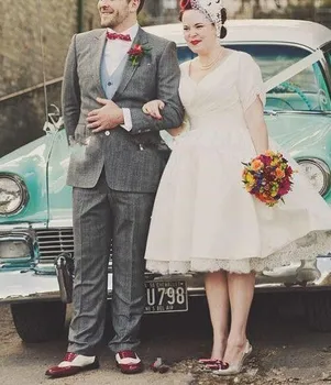 

Modern Plus Size short Wedding Dresses Pleated 50's Vintage Satin Lace Short Sleeve A Line Party Bridal Gowns Princess