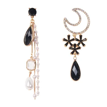 

2020 Korean New Fashion Earrings Cool Black Asymmetric Moon Pearl Water Drop Long Tassel Earrings Female