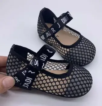 

2020 new baby Girls' white shoes Kids brand shoes Fashion Summer cutout shoes