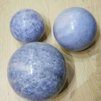 

7 8cm natural kyanite ball original stone decoration