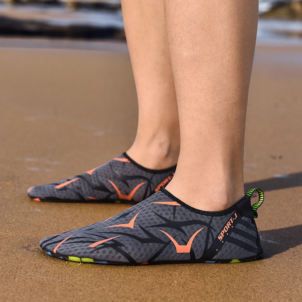 Ultra-Light Water Shoes Beach Swim Pool Barefoot Aqua Sock Swimming Fins Snorkeling Diving Foot Fins for Water Sports