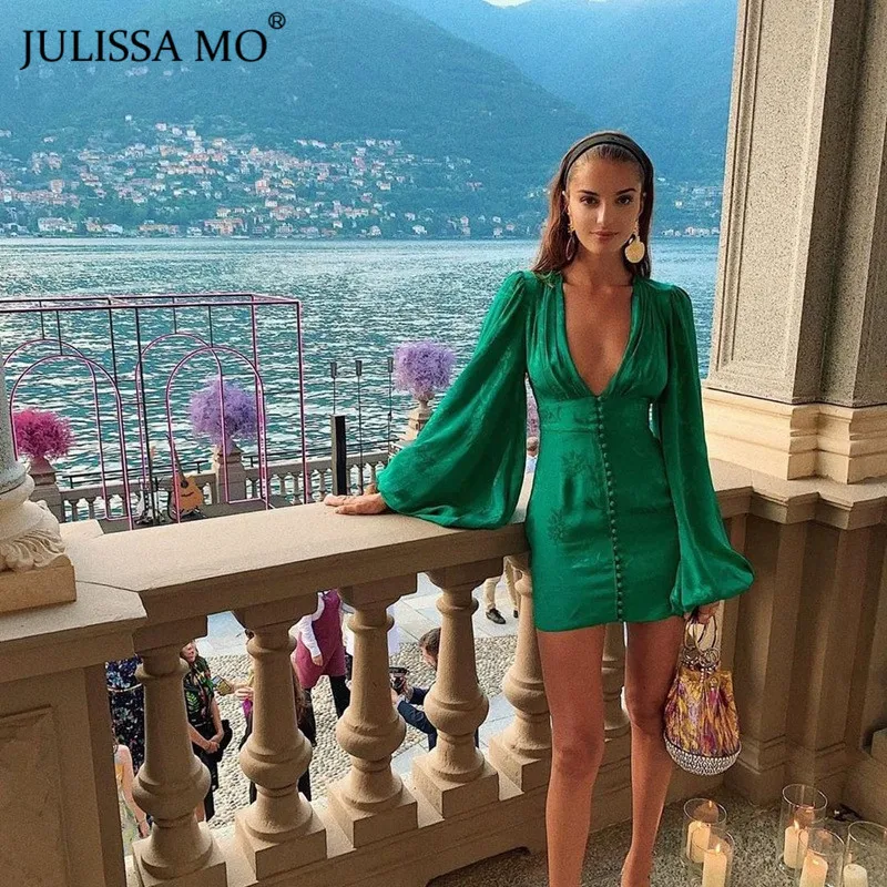 12103528535_560385394