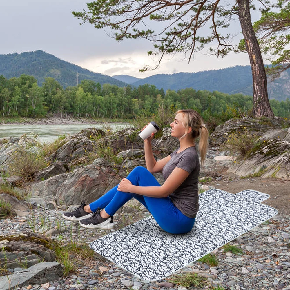 Outdoor Multifunctional Picnic Mattress Beach Blanket Waterproof Portable Camping Beach Mat Sand Free Mat