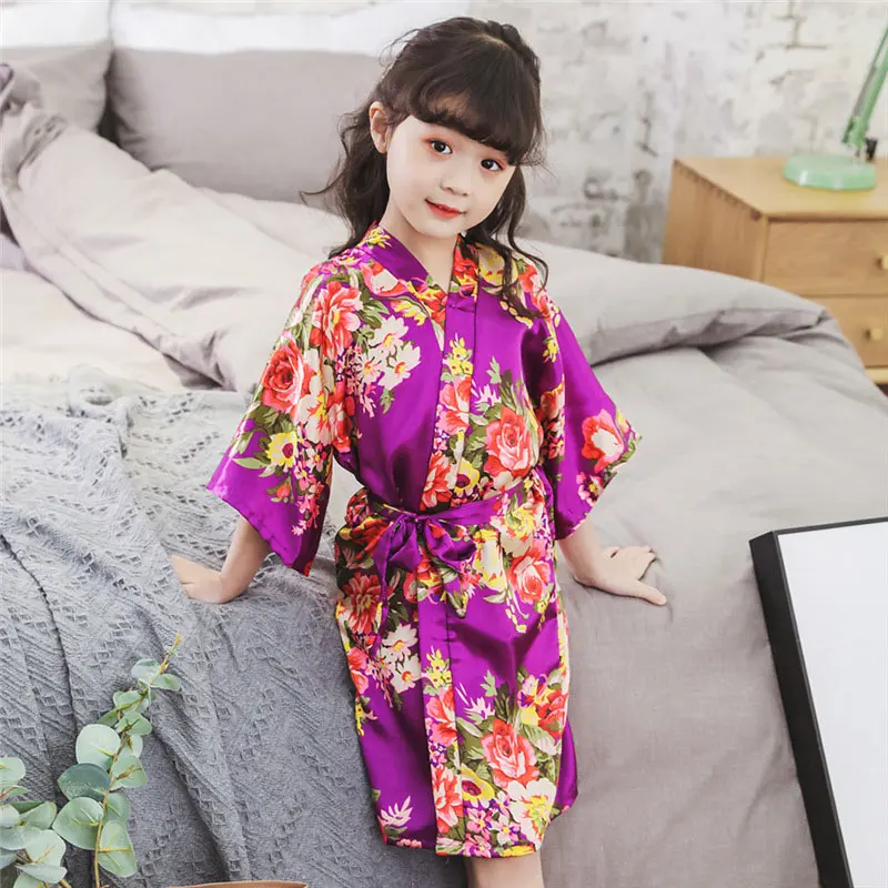 High Quality Kids Girls Print Bathrobe Thin Breathable Satin Smooth Night-robe with Belt for Summer - Цвет: Фиолетовый
