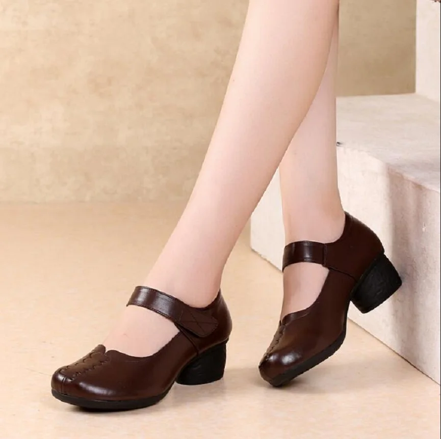 

Retro national style women shoes Genuine Leather handmade mom single shoes comfortable soft soles Spring Autumn Casual shoes
