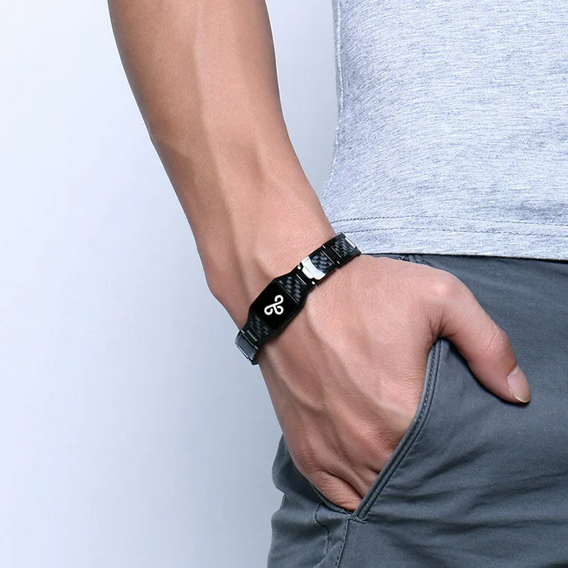

Rng edg ig Combat Team Bracelets Men's Titanium Steel Bracelets Cool Europe And America Popular Magnet Therapy Accessories Lette