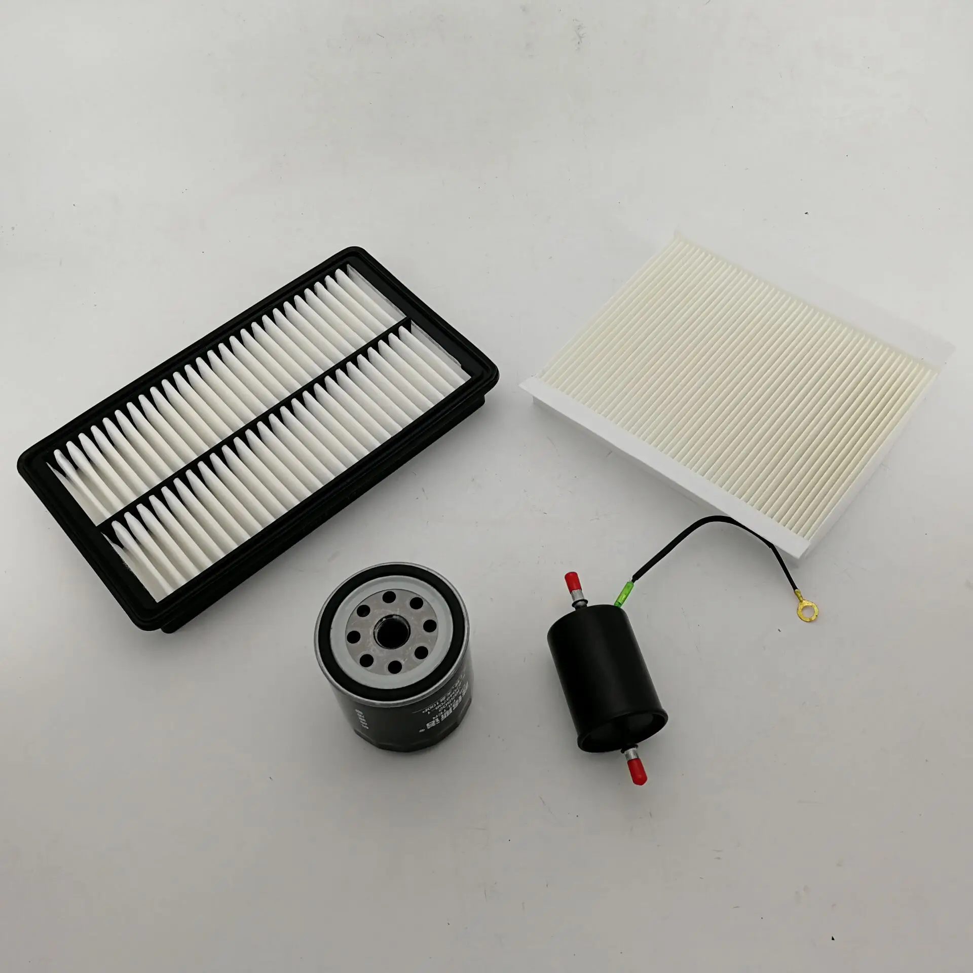 4 pieces a set Air filter oil filter Air conditioning Fuel for Chery Tiggo5