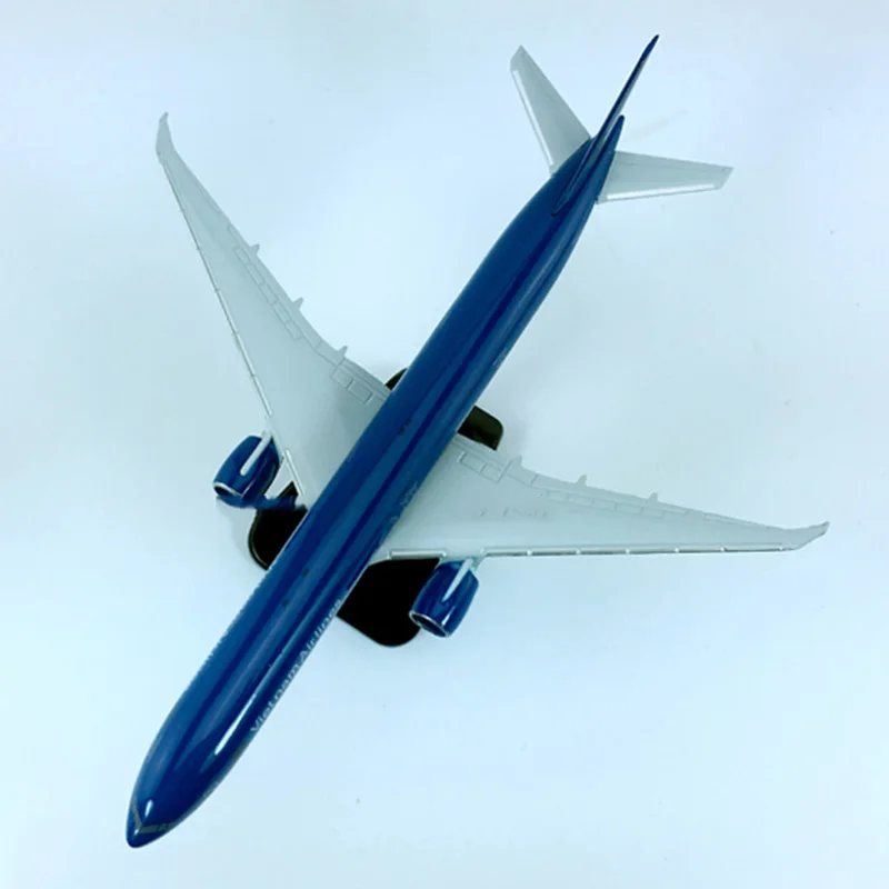 18 см 1/400 Boeing B777-300 модель Вьетнам авиалиний статический самолет с основанием пластиковый сплав самолет Коллекционная Детская Коллекция игрушки