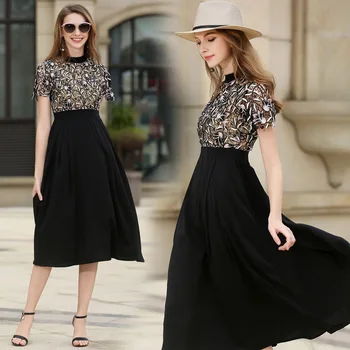 

BacklakeGirls Generous And Elegant Contast Color Round Neck Short Sleeve Applique Cocktail Dress Tea Length For Cocktail Party