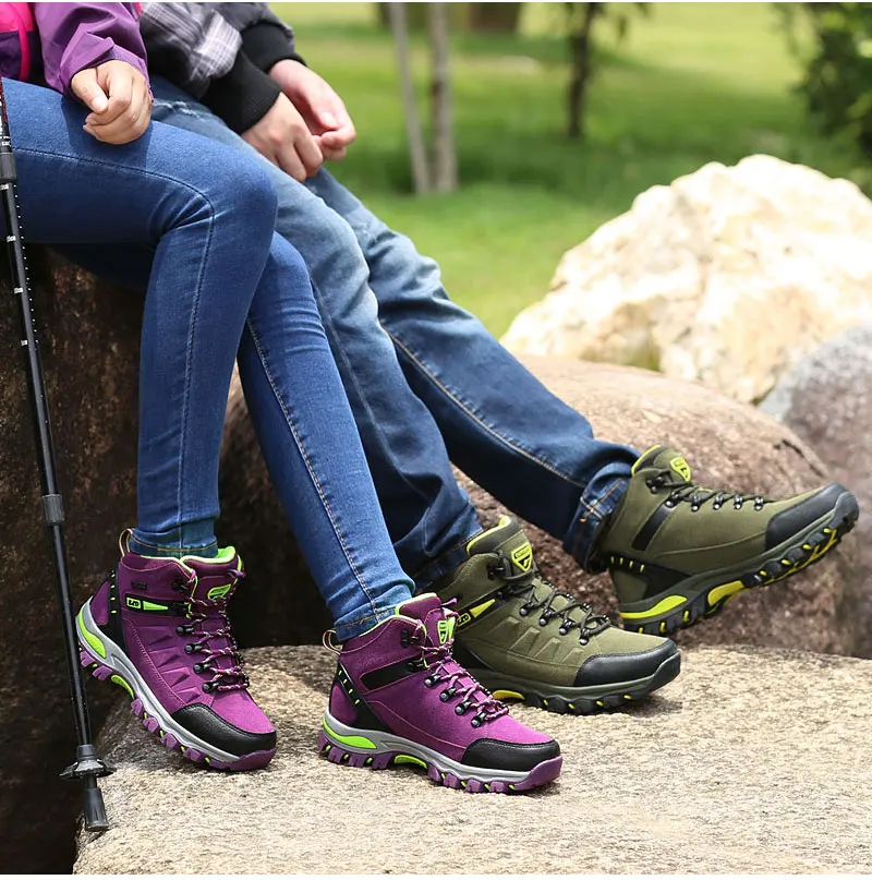 outdoor-hiking-boots-for-men-and-women (16)