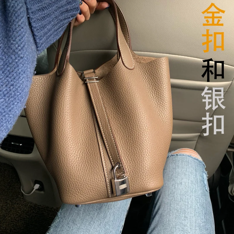 

Bag 2020 New Tide Vegetable Basket Women's Bag Leather Bucket Bag Small Ck Soft Cowhide Litchi Pattern Portable Wedding Bag