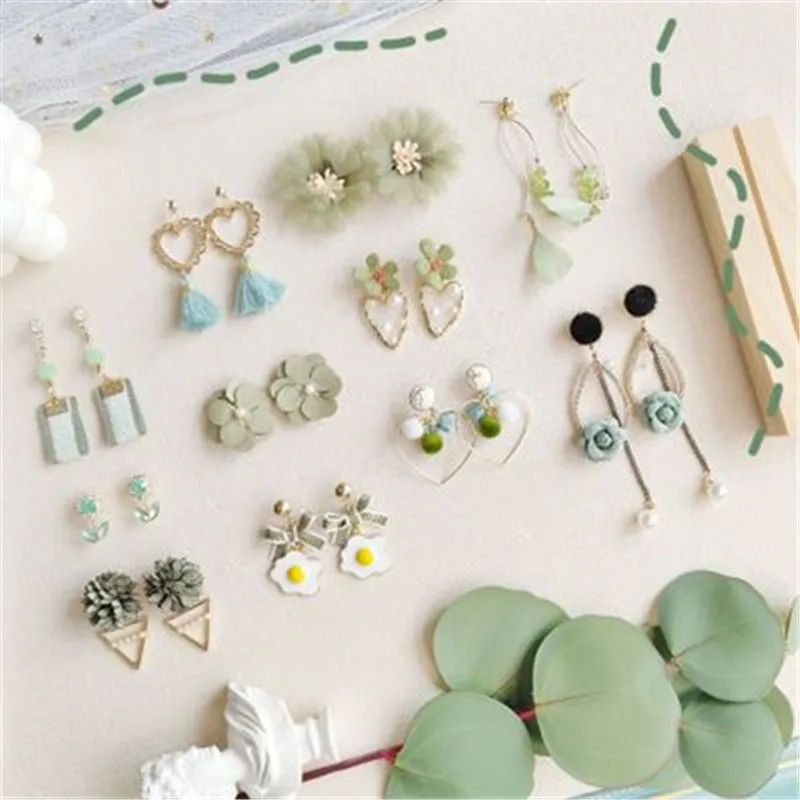 

Female Women Girl Dangle Drop Earrings Fall Winter Green Korean Heart Flower Eggs Fashion Jewelry Accessories Wholesale-JQD5-W9