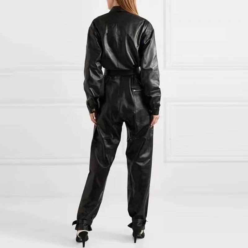 TWOTWINSTYLE Повседневный женский комбинезон из искусственной кожи с воротником с лацканами и длинным рукавом с высокой талией Комбинезон прямого силуэта Женская мода Новинка