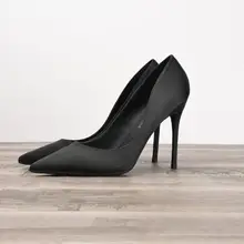 Женская обувь г. Новые Осенние атласные остроконечные стилеты на высоком каблуке пикантная женская обувь с закрытым носком большой размер 10 см и 8 см