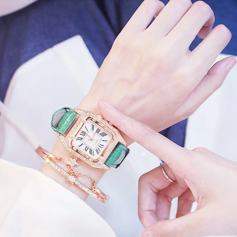 LADIES WATCHES  (9)