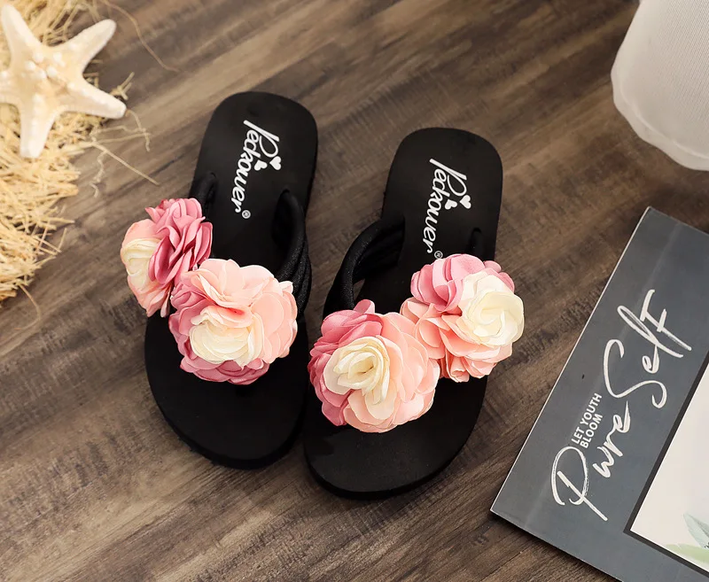 New Childrens Cool Slippers Summer fashion Lovely Little Princess Shoes Flower Parent Child Shoes Beach Shoes Flip Flogs s639