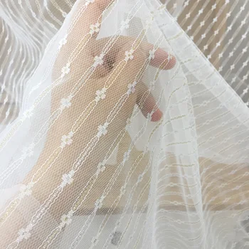 

2M /Pack Vertical Stripes Gold and Silver Thread Lace Gauze Fabric Yarn Skirt Dress Scarf Scarf Scarf DIY Accessories