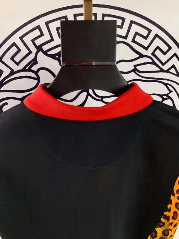 AH12266Fashion мужские топы и тройники, Подиумные роскошные известные бренды, Европейский дизайн, Короткие вечерние футболки с принтом, мужская одежда