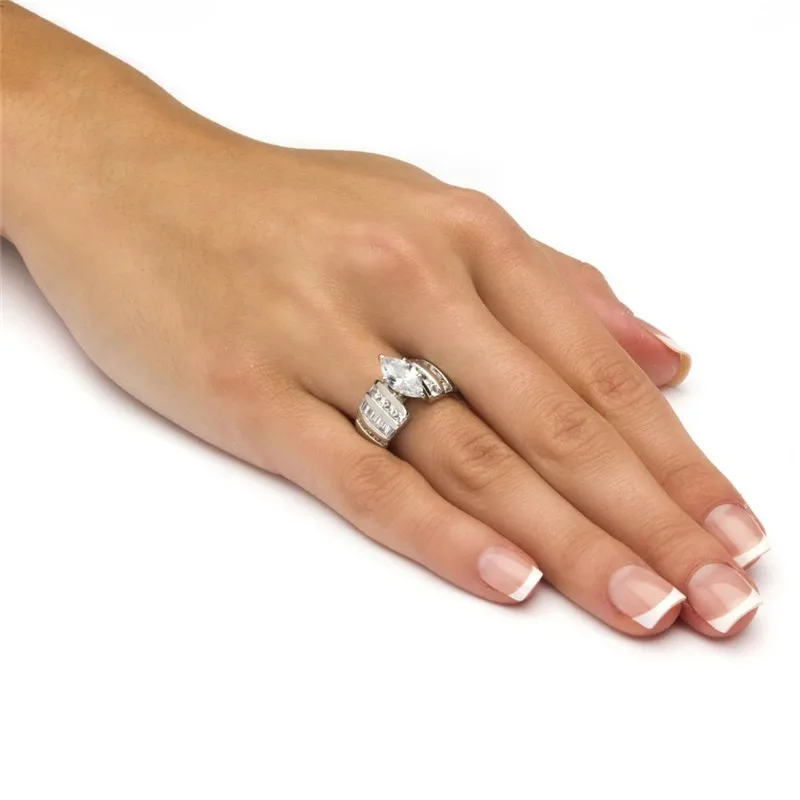 Huitan Luxury Marquise Cubic Zirconia Wedding Rings for Women High-quality Silver Color Band Modern Design Fashion Rings Jewelry