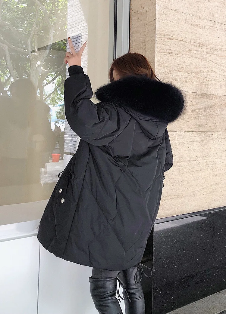 Куртка на белом утином пуху для фотосессии, женская зимняя Новинка, корейский стиль, средней длины, свободный крой, утягивающий воротник из натурального меха T