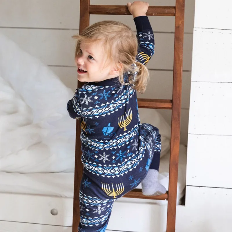 Рождественская Пижама Семейные комплекты костюм для родителей и детей с круглым вырезом домашняя хлопковая мягкая пижама из двух предметов синего цвета с принтом