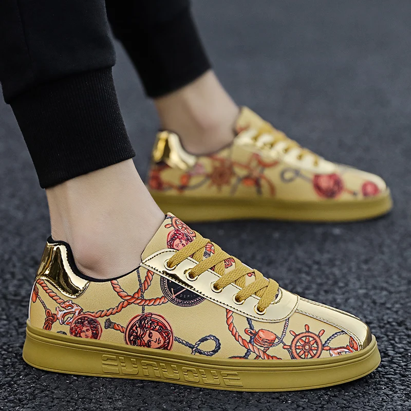 

Men's casual shoes new version of the young fashion wild trendy men's shoes, lightweight simple shoes casual shoes shoes