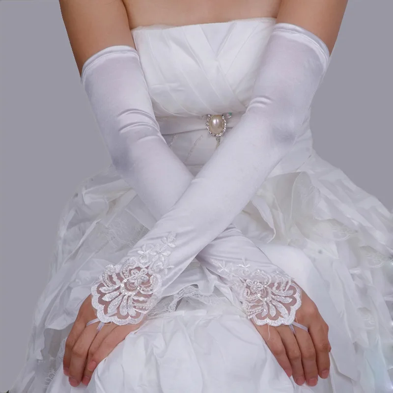 Wholesale Bridal Wedding Dress Gloves Lengthen Fingerless Small Embroidered Flat Beige Black Red Gloves