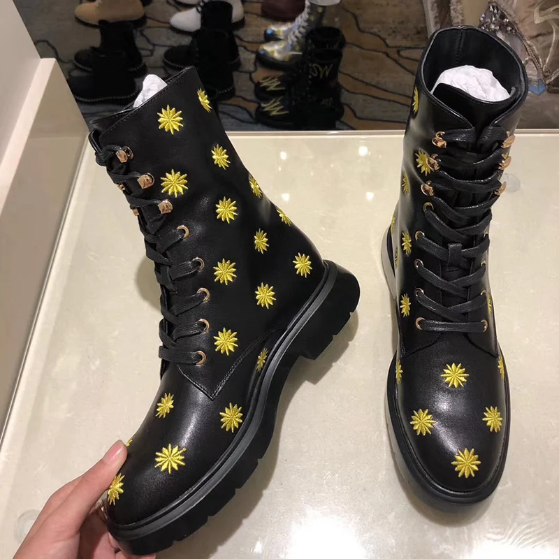 

Shoes Woman Botas Mujer Round Toe Zapatos De Mujer Lace Up Buty Damskie Black Embroidered Winter Leather Boots