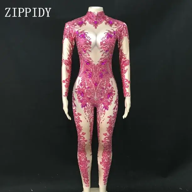 Рисунок 2 - Модный Блестящий Комбинезон с синими камнями