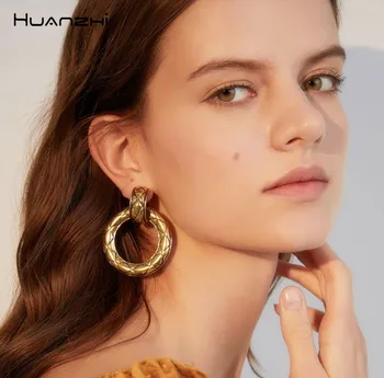 

HUANZHI 2019 New Korean Retro Metal Geometric Irregular Circle Buttons Personality Hoop Earrings for Women Girls Party Jewelry