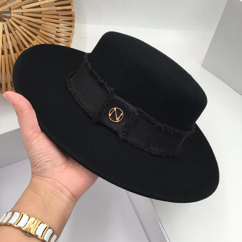 In Europe and the British classic black hat for women wool fashion female party stage tide flat hat Fedora grey fedora hat