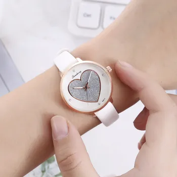 

2020 New Casual Small Fresh Couple Watch Women's Individual Peach Heart Dial Belt Watchwrist Women Watch Clock Wristwatch