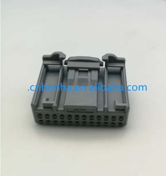 

Коннекторы Tyco 1379668-2, 24 контакта, пластиковый корпус, без клемм, 20 шт.