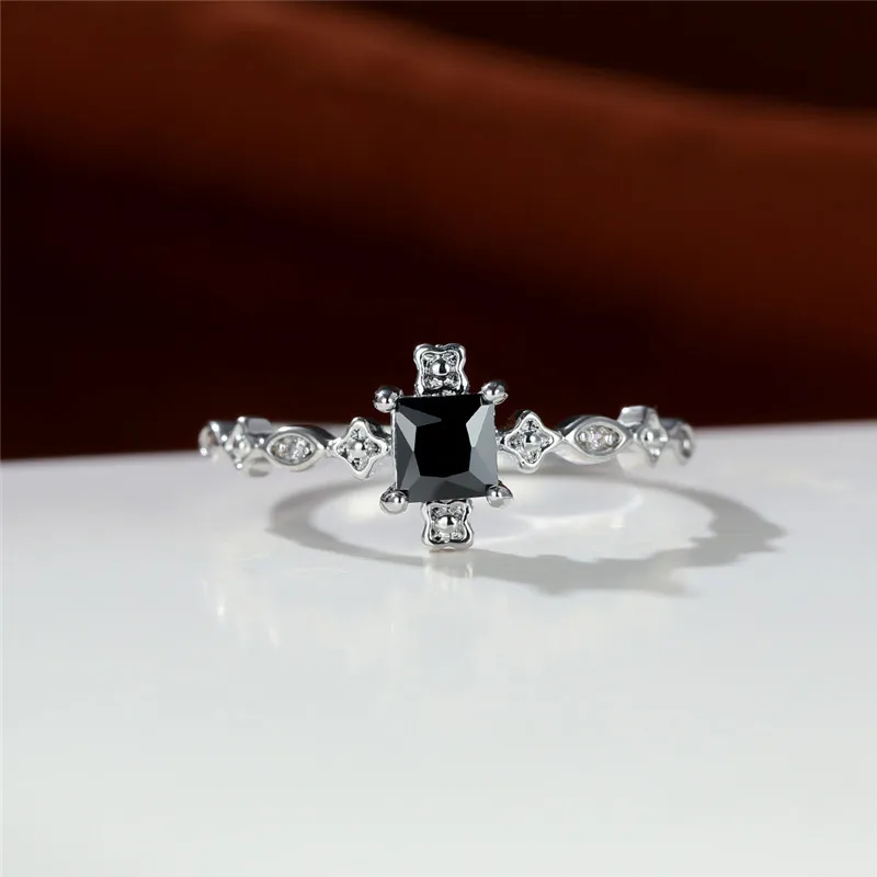 Vintage Male Female Black Zircon Ring Square Crystal Small Stone Wedding Ring Trendy Silver Color Engagement Rings For Women Men