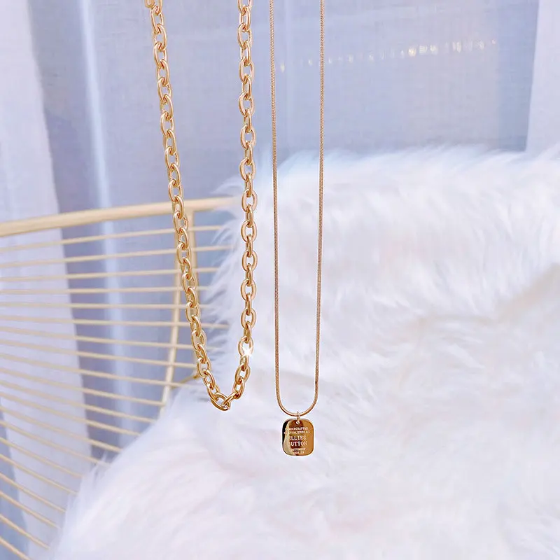 Ins Hot Luxury Square K Gold Temperament Flash Minimalist Necklace Vintage Choker Pendant Personalised Necklace Glamour Gift - Image 5