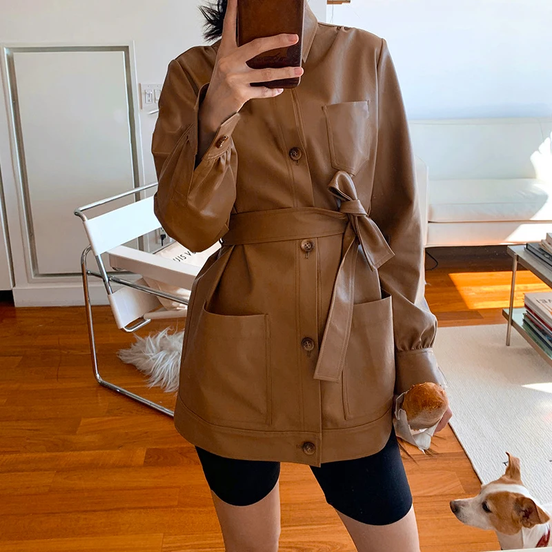 Prix Décontracté femmes Long en cuir manteau décontracté dames PU cuir moteur veste Vintage femme Faux cuir Trench pour automne hiver