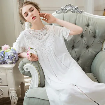 

Princess Sleepwear Women Long Nightgown Plus Big Size Fairy Lace Nightwear Nighty Sexy Ladies Lingerie Loose Sleeping Dress 2020